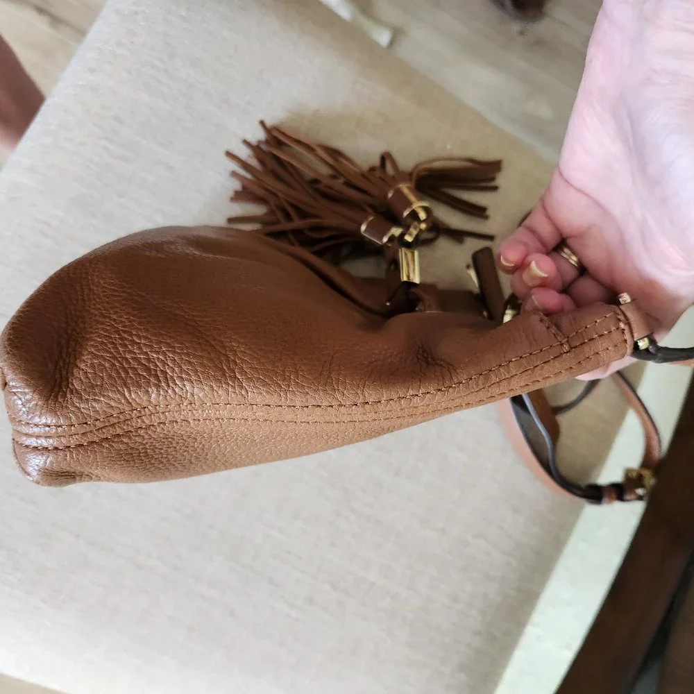 Michael Kors Camden Leather Crossbody Bag Purse